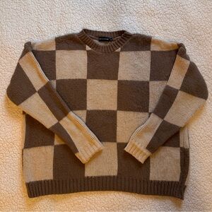 Pretty Little Thing - Knit Checkered Sweater - Brown and Tan